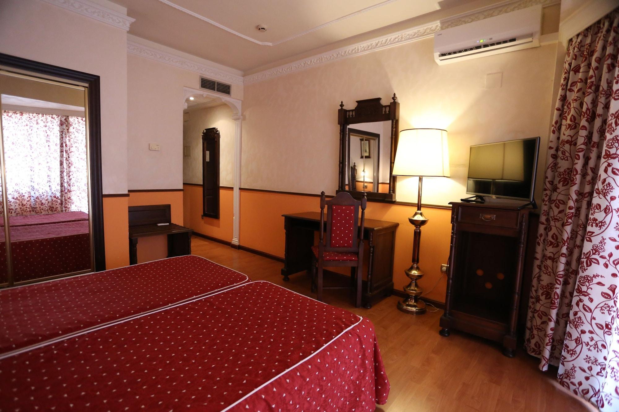 Hotel El Cisne Сарагоса Экстерьер фото