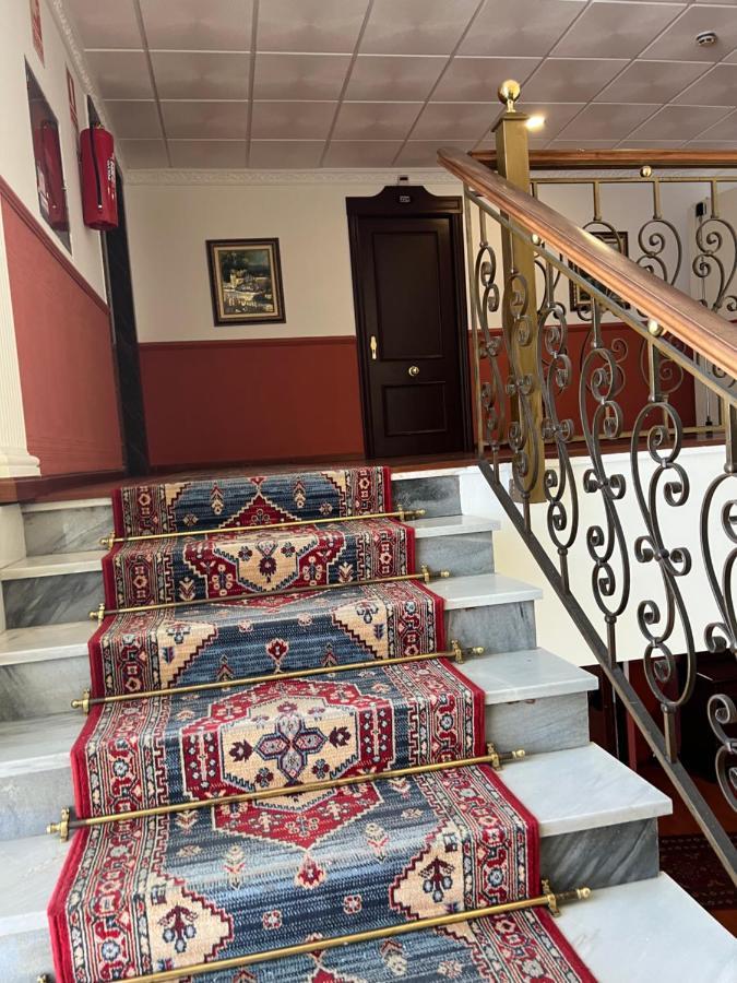 Hotel El Cisne Сарагоса Экстерьер фото