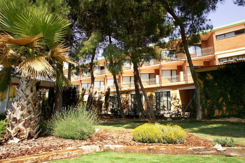 Hotel El Cisne Сарагоса Экстерьер фото